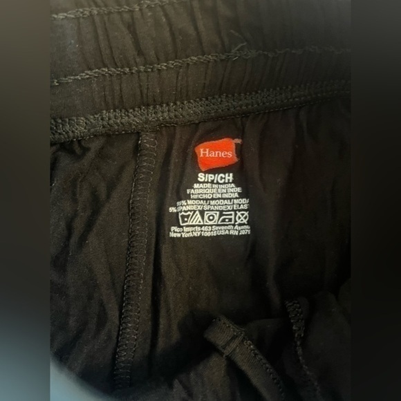 NWT Hanes Men's Tag Free Pajama Lounge Short with Side Pockets and tie string - Picture 3 of 5